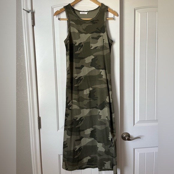 Sleeveless Camo Dress by Mod Ref - Picture 1 of 9